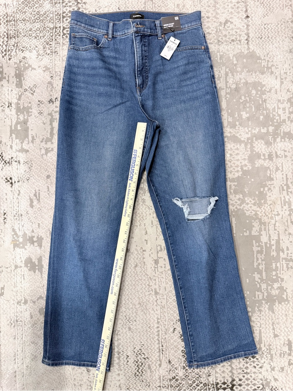 Express Super High-Rise Straight Jeans in Medium Blue - Women